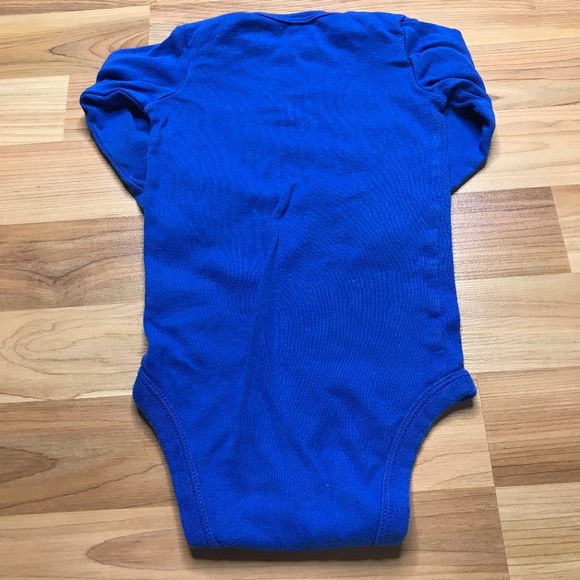 Mommy Loves Me Onesie - Picture 2 of 2